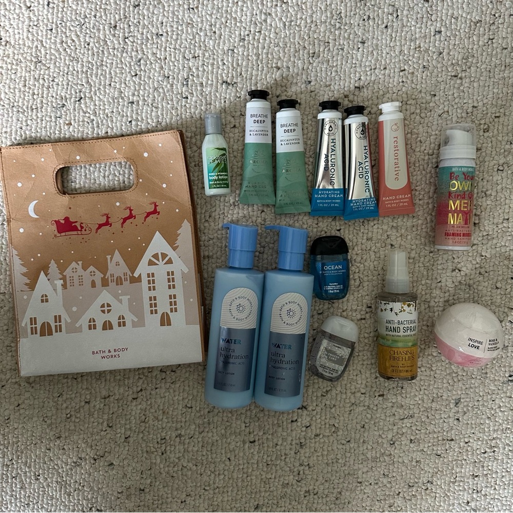 Bath & Body Works Bundle (Chasing Fireflies, Ocean, Aromatherapy and More!)
